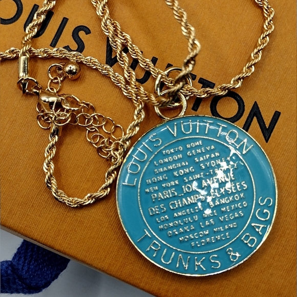 Authentic Large Louis Vuitton Charm Trunks & Bags Aqua - Picture 7 of 7